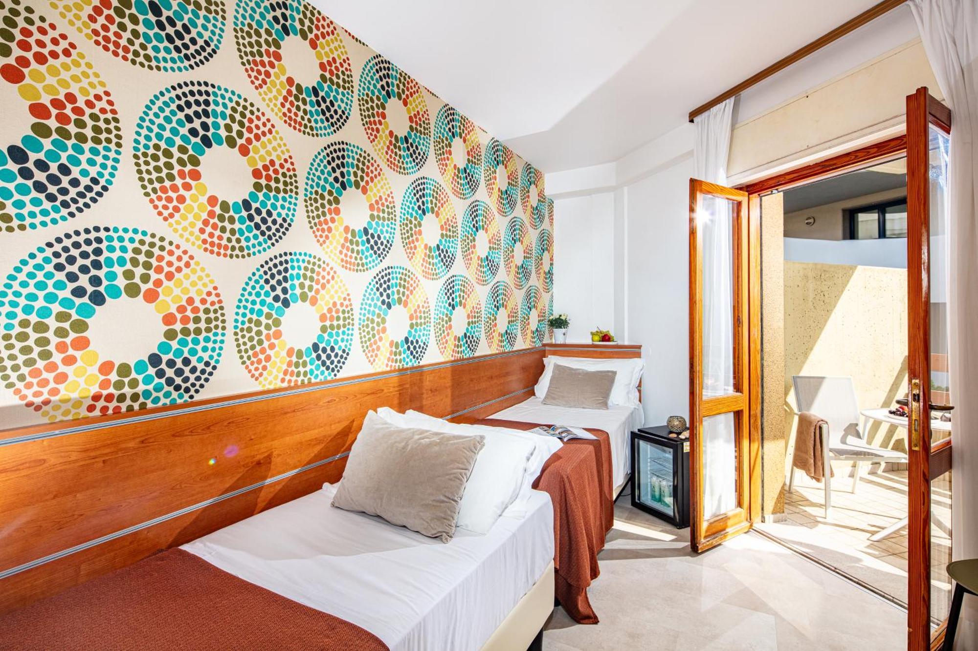 Hotel Argentina Градо Екстериор снимка